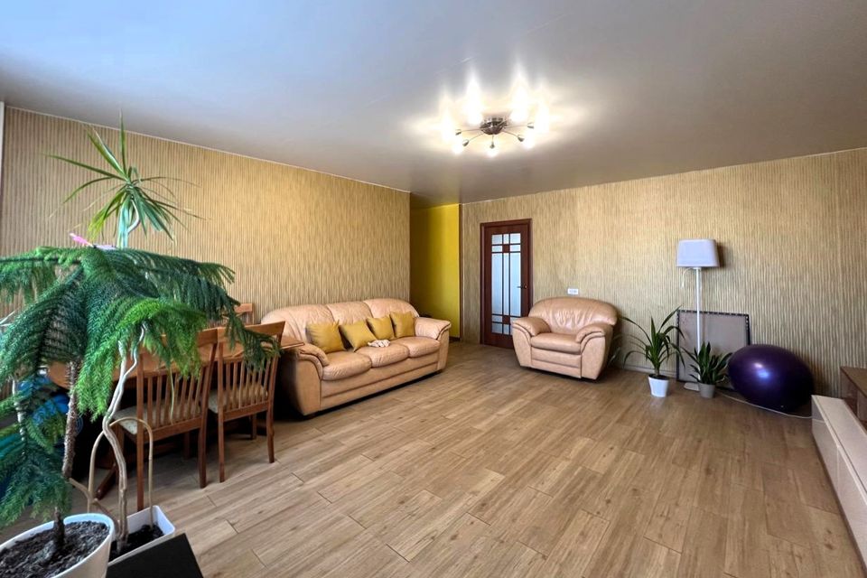Продаётся 3-комнатная квартира, 79.3 м²