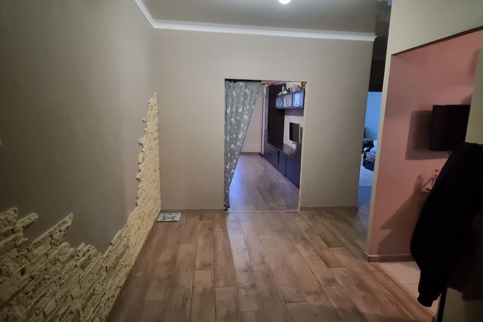 Продаётся 2-комнатная квартира, 64 м²