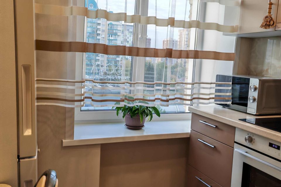 Продаётся 3-комнатная квартира, 58 м²