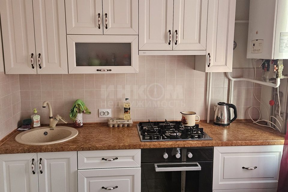 Продаётся 4-комнатная квартира, 80.2 м²