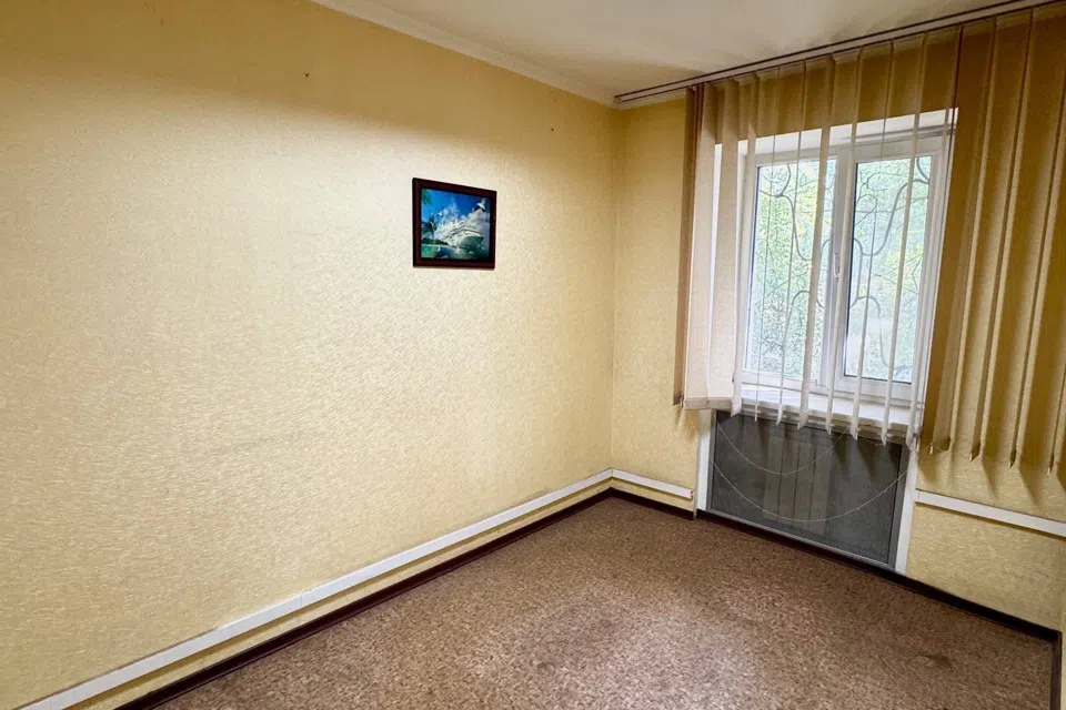 Продаётся 3-комнатная квартира, 54.4 м²