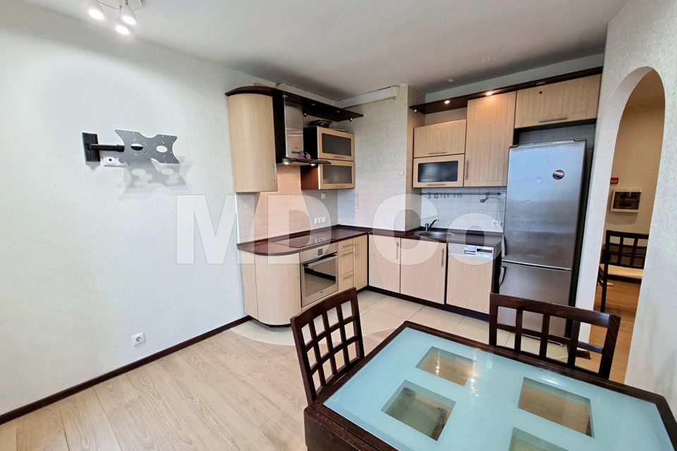 Продаётся 1-комнатная квартира, 50.7 м²
