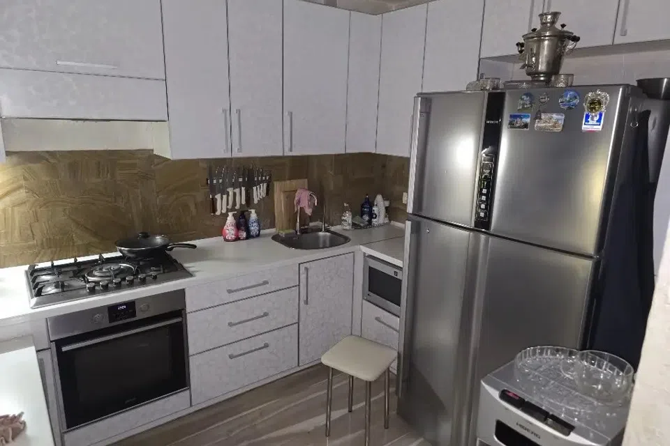 Продаётся 3-комнатная квартира, 74.2 м²