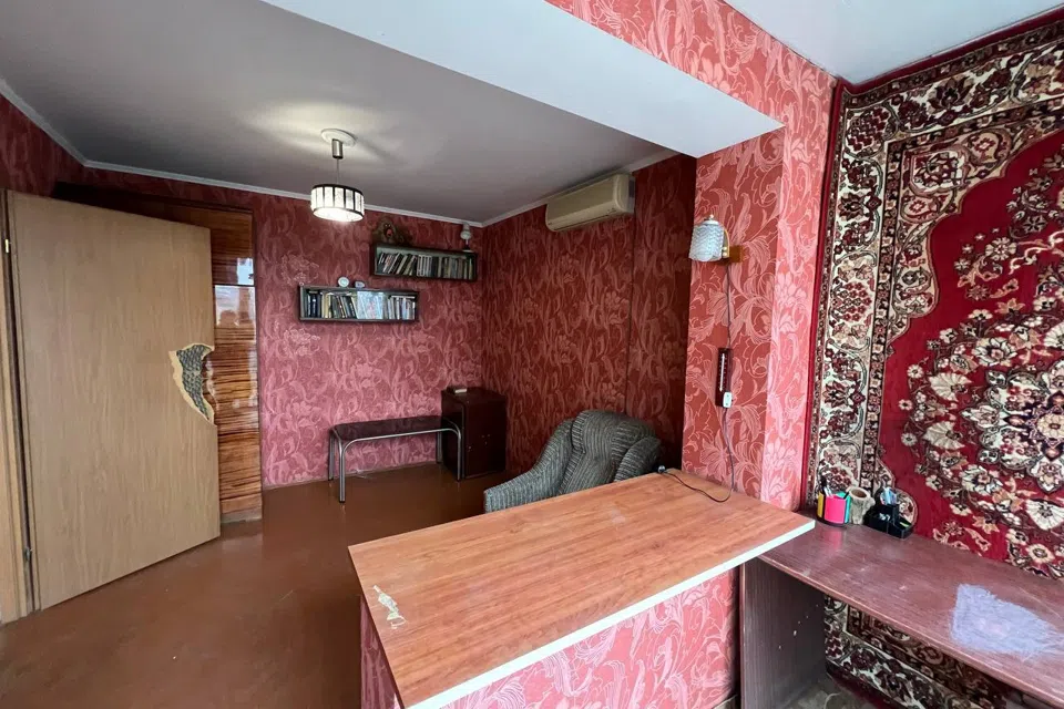 Продаётся 3-комнатная квартира, 51.2 м²