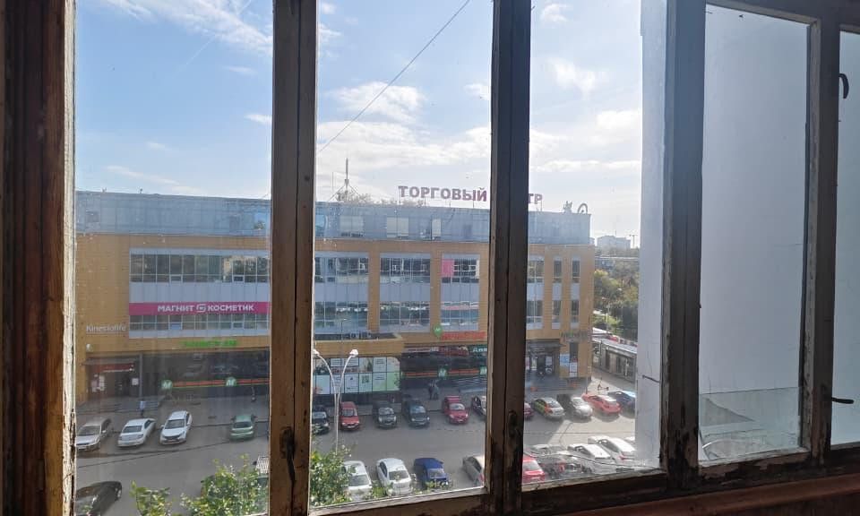 Продаётся 3-комнатная квартира, 57.2 м²