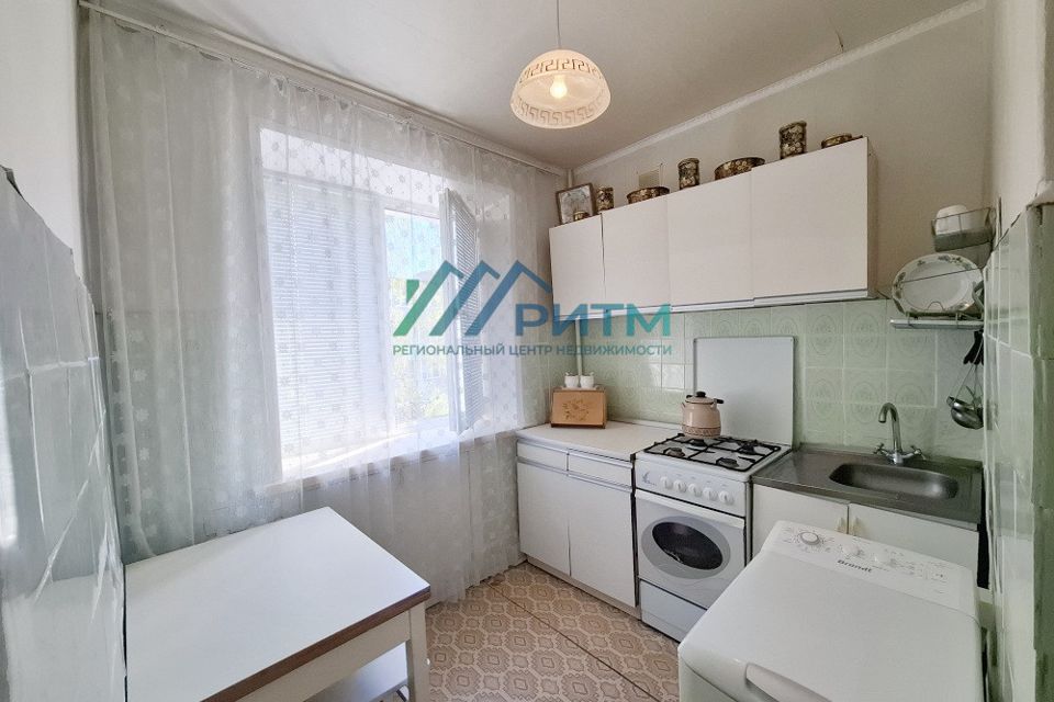 Продаётся 3-комнатная квартира, 51.3 м²