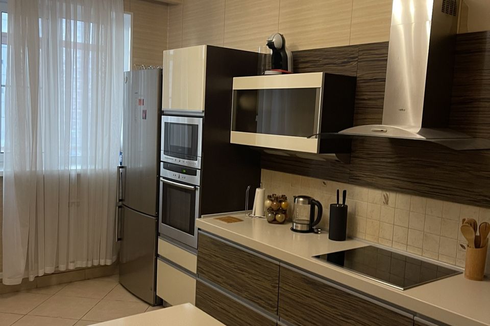 Продаётся 2-комнатная квартира, 86.4 м²