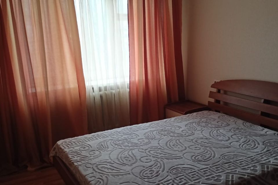 Сдаётся 2-комнатная квартира, 60 м²