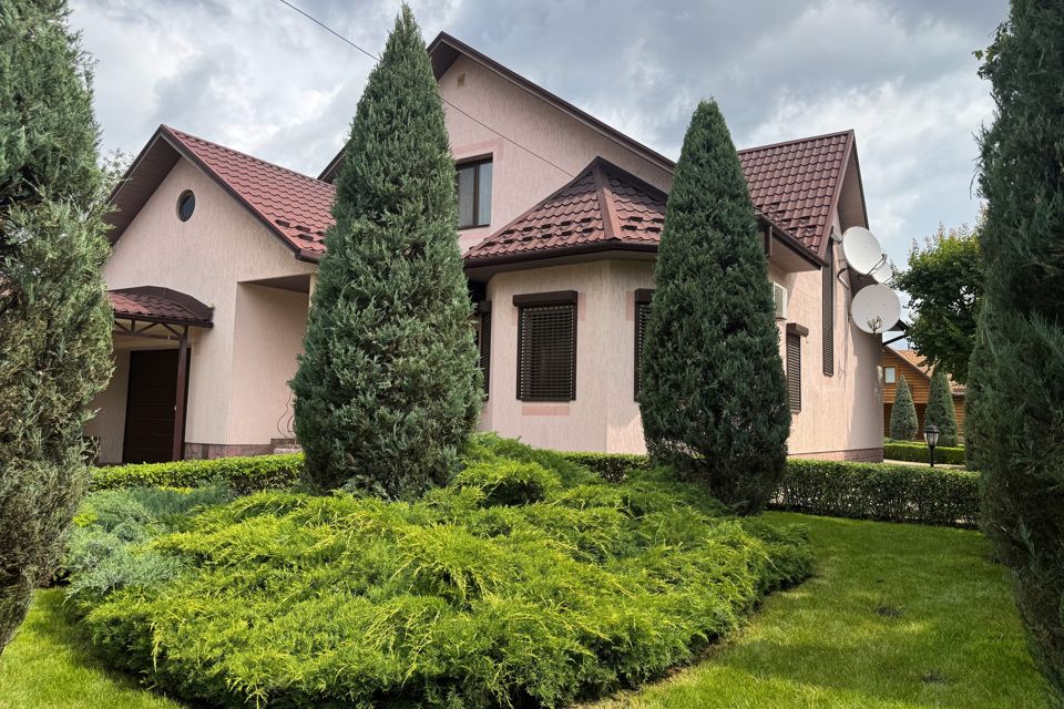 Продаётся 2-этажный дом, 223 м²