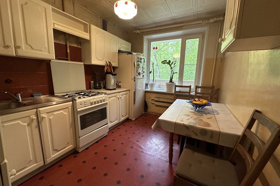 Продаётся 3-комнатная квартира, 63.9 м²