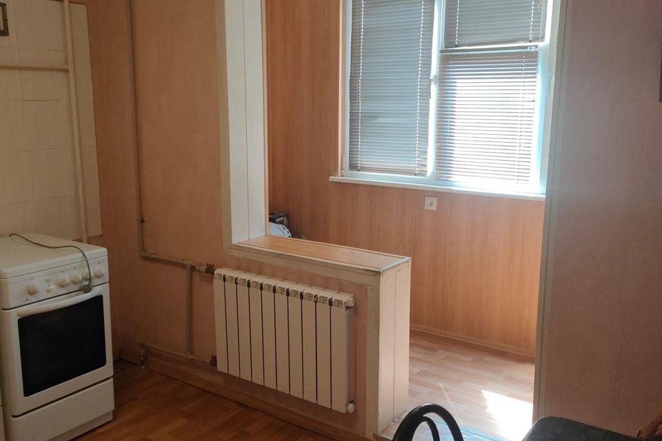 Продаётся 1-комнатная квартира, 38 м²