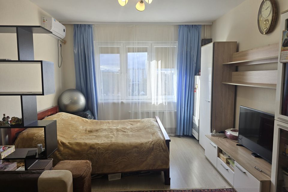 Продаётся 1-комнатная квартира, 42.5 м²