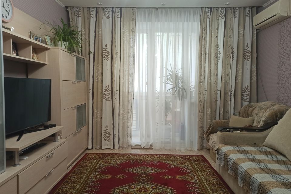 Продаётся 2-комнатная квартира, 52.4 м²