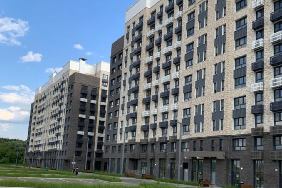 Продаётся 4-комнатная квартира, 115.8 м²