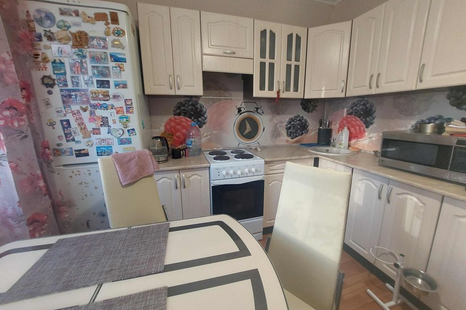 Продаётся 1-комнатная квартира, 37.5 м²