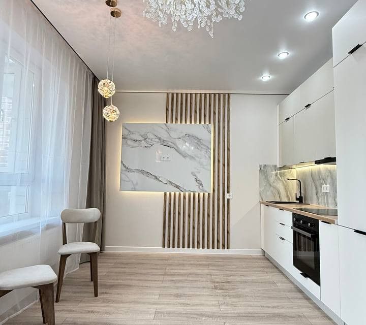 Продаётся 1-комнатная квартира, 42 м²