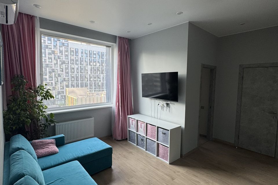 Продаётся 2-комнатная квартира, 66.7 м²