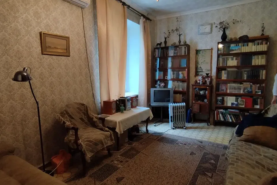 Продаётся 3-комнатная квартира, 70 м²
