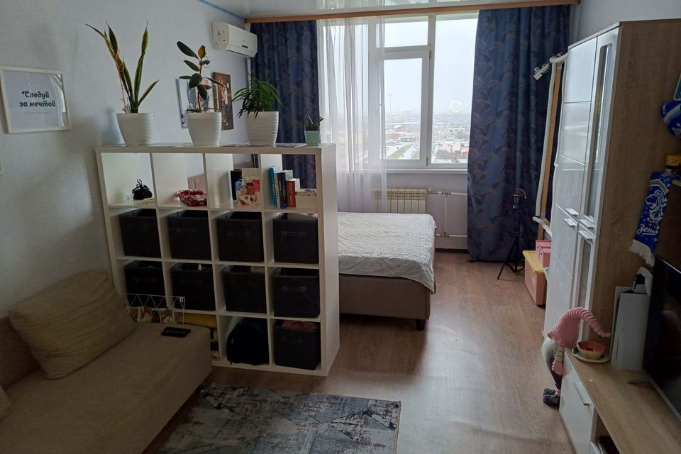 Продаётся 1-комнатная квартира, 42 м²