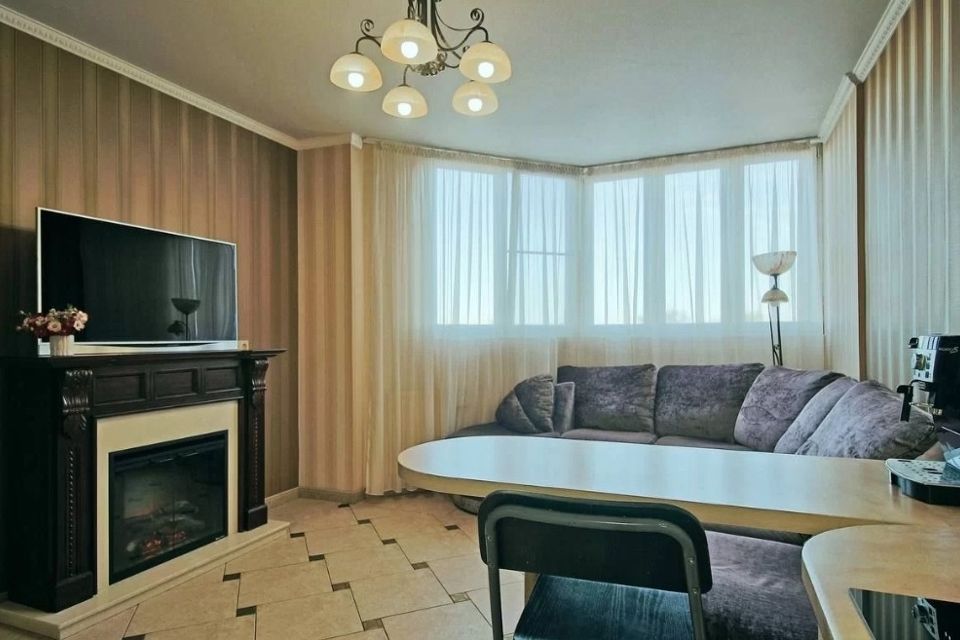 Продаётся 3-комнатная квартира, 90.8 м²