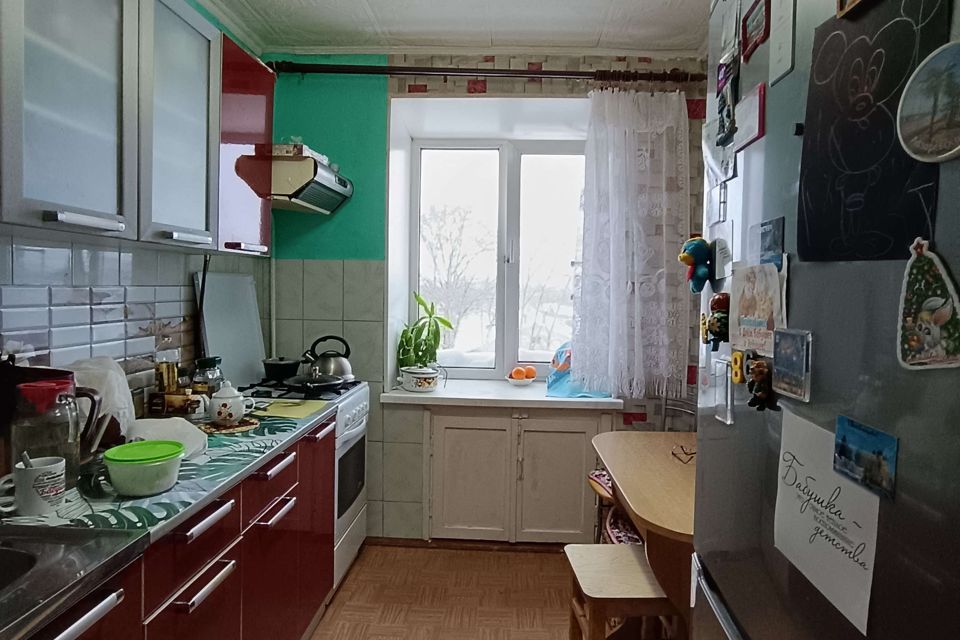 Продаётся 3-комнатная квартира, 56.8 м²