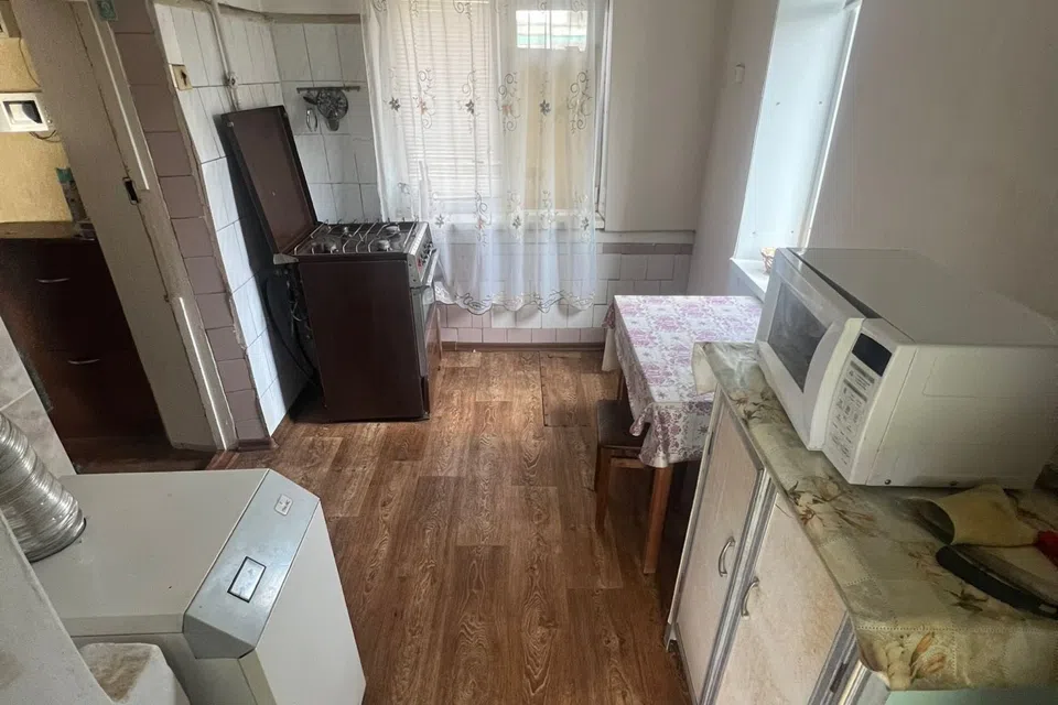 Сдаётся 1-этажный дом, 35 м²