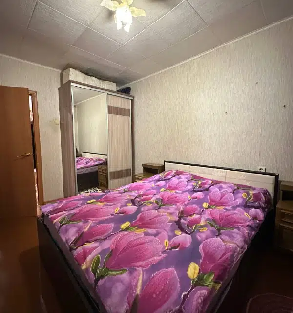 Продаётся 3-комнатная квартира, 59.8 м²