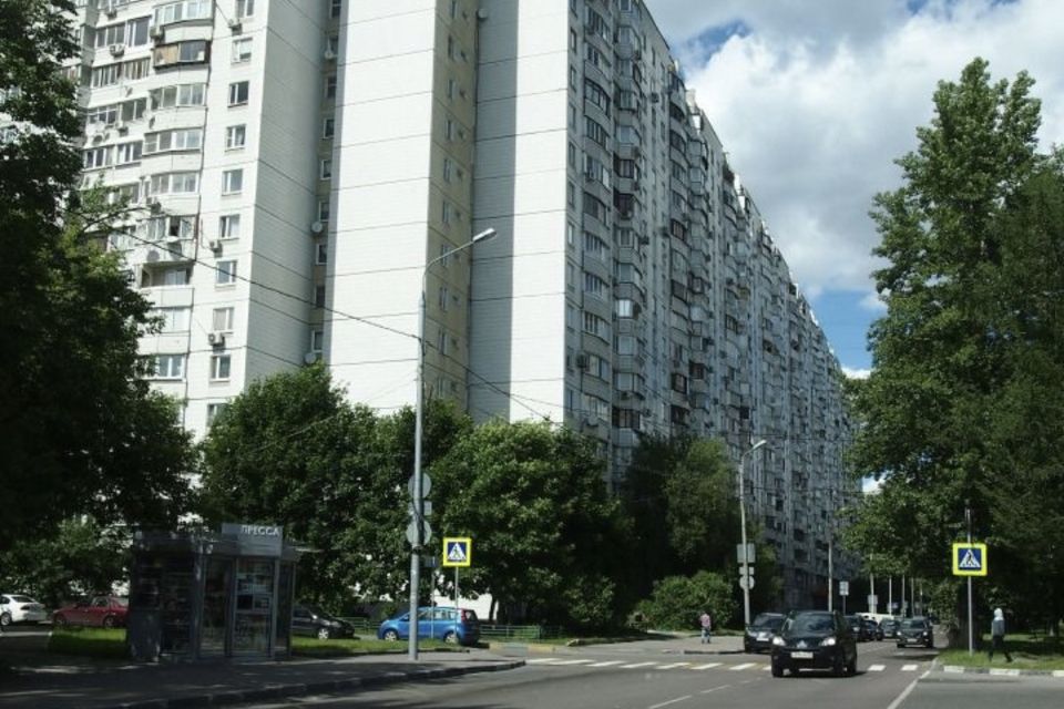 Продаётся 4-комнатная квартира, 110 м²