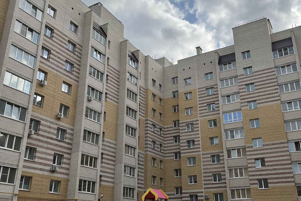 Продаётся 2-комнатная квартира, 64.3 м²