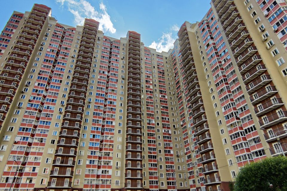 Продаётся 2-комнатная квартира, 60.8 м²