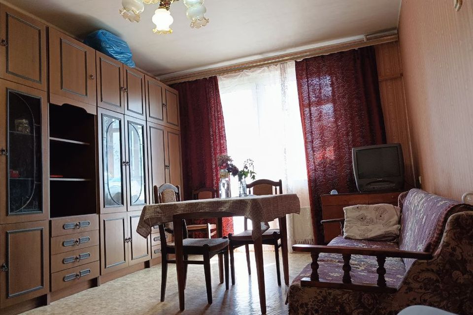 Продаётся 1-комнатная квартира, 39.2 м²