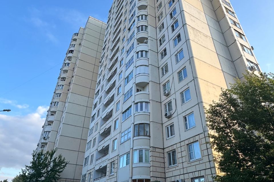 Продаётся 1-комнатная квартира, 49.4 м²