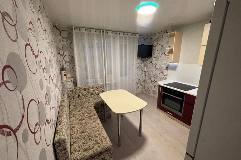 Сдаётся 1-комнатная квартира, 37 м²