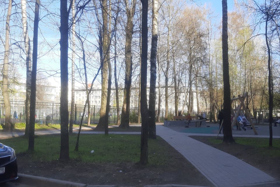 Продаётся 3-комнатная квартира, 52.49 м²