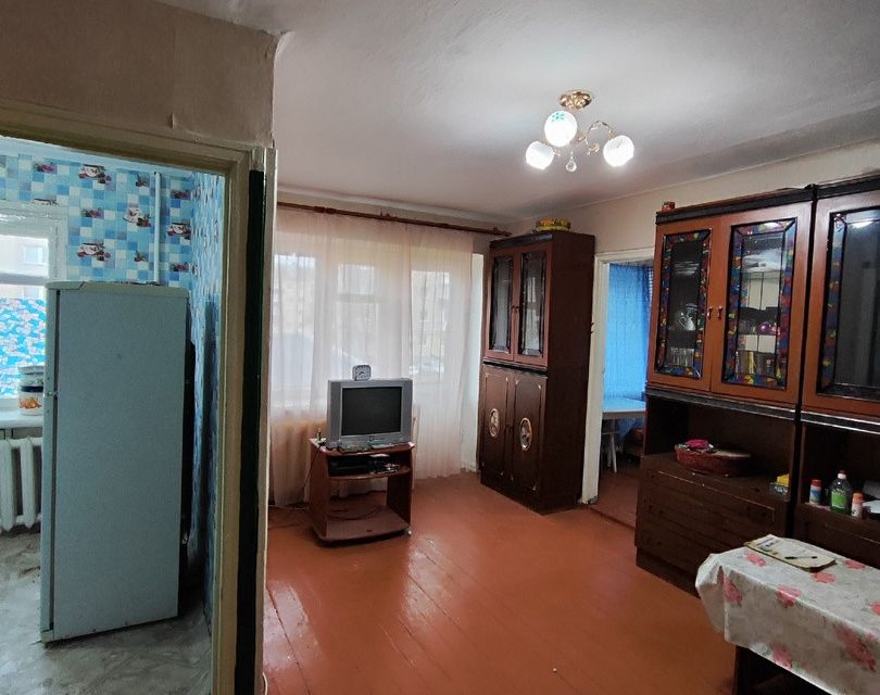 Продаётся 2-комнатная квартира, 42.2 м²