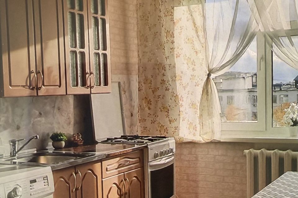 Продаётся 1-комнатная квартира, 35.2 м²