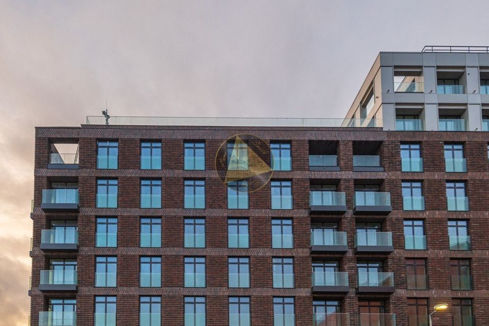 Продаётся 2-комнатная квартира, 65.8 м²