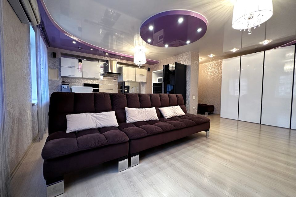 Продаётся 3-комнатная квартира, 61.9 м²