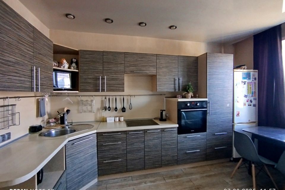 Продаётся 1-комнатная квартира, 42.6 м²