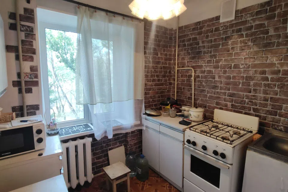 Продаётся 3-комнатная квартира, 56 м²