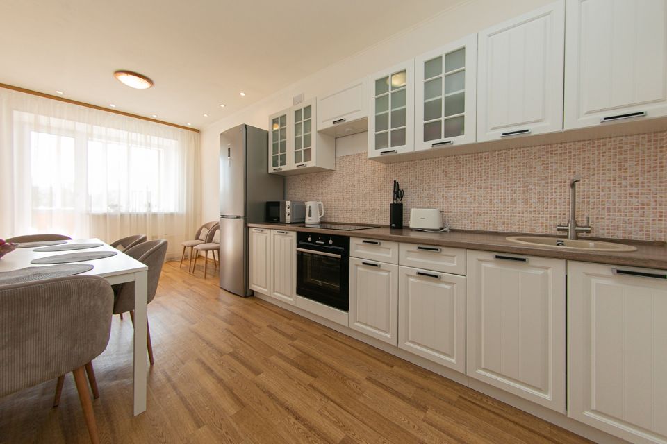 Продаётся 1-комнатная квартира, 53.2 м²
