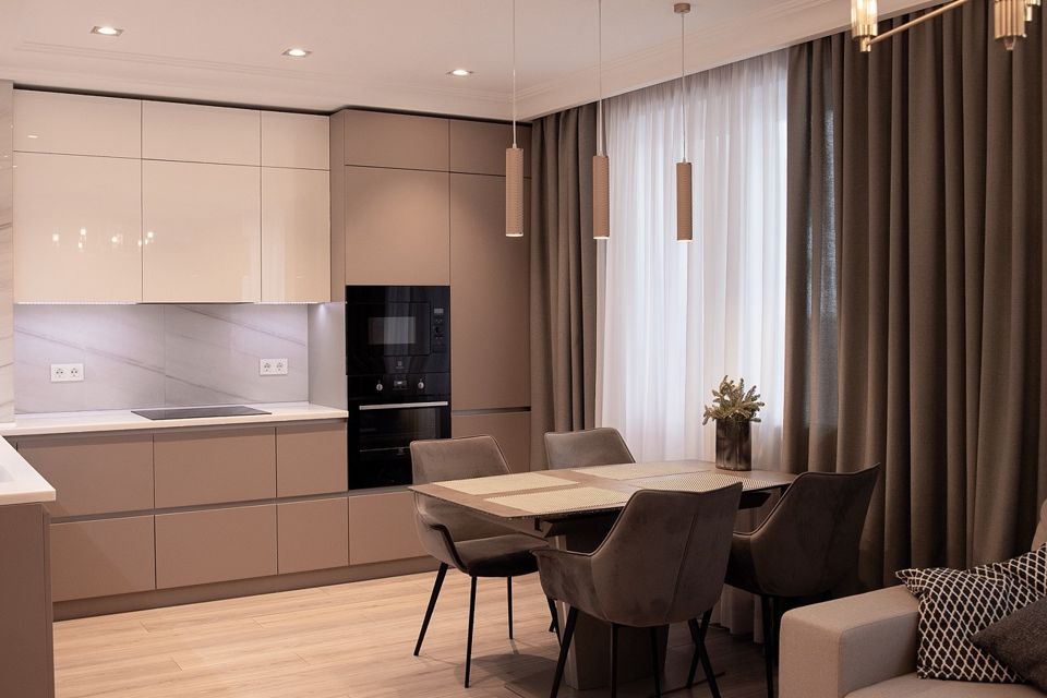 Продаётся 3-комнатная квартира, 115.2 м²