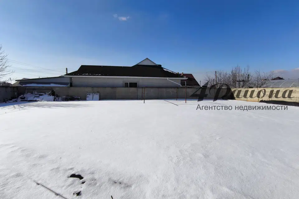 Продаётся 2-этажный дом, 180 м²