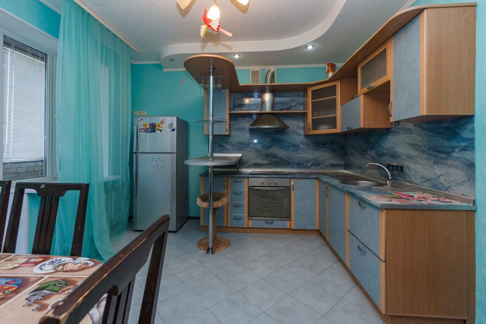 Продаётся 3-комнатная квартира, 103 м²