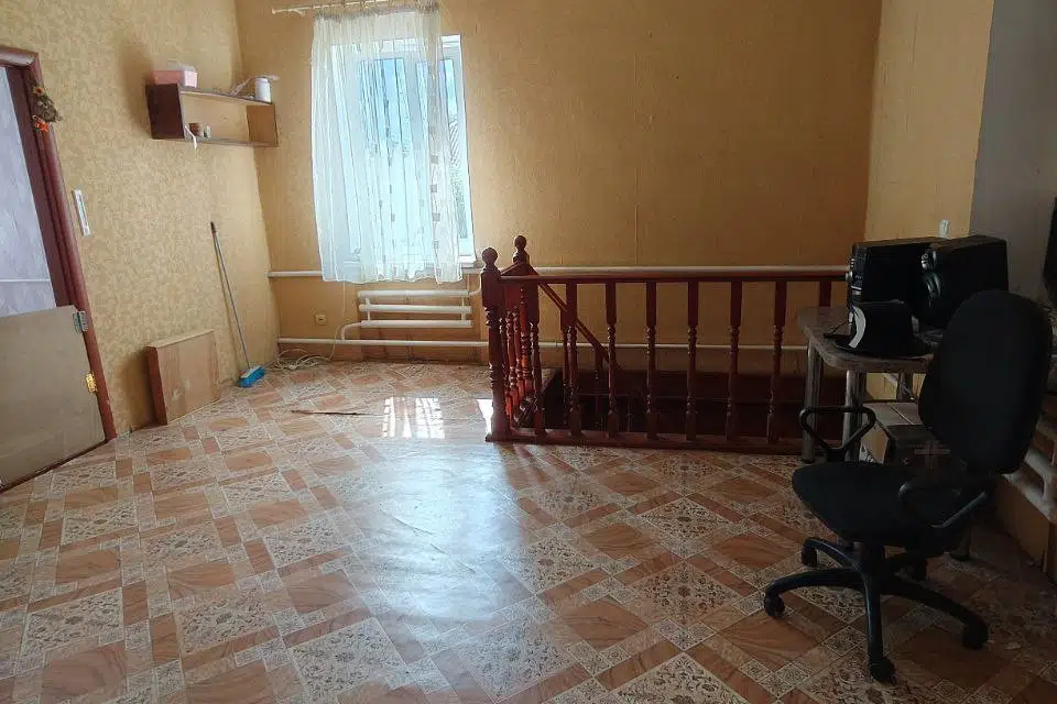 Продаётся 2-этажный дом, 181.3 м²