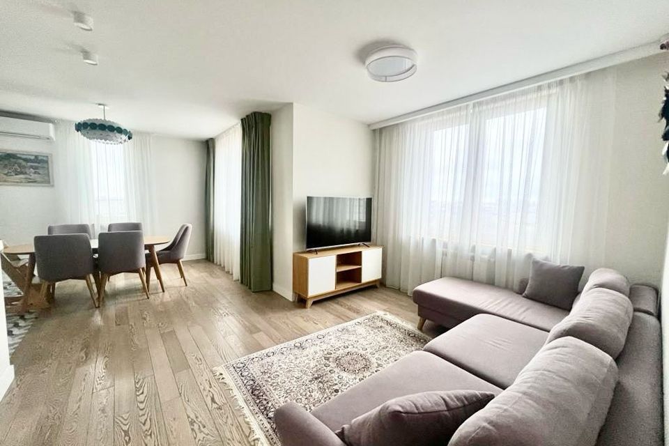 Продаётся 3-комнатная квартира, 77.8 м²