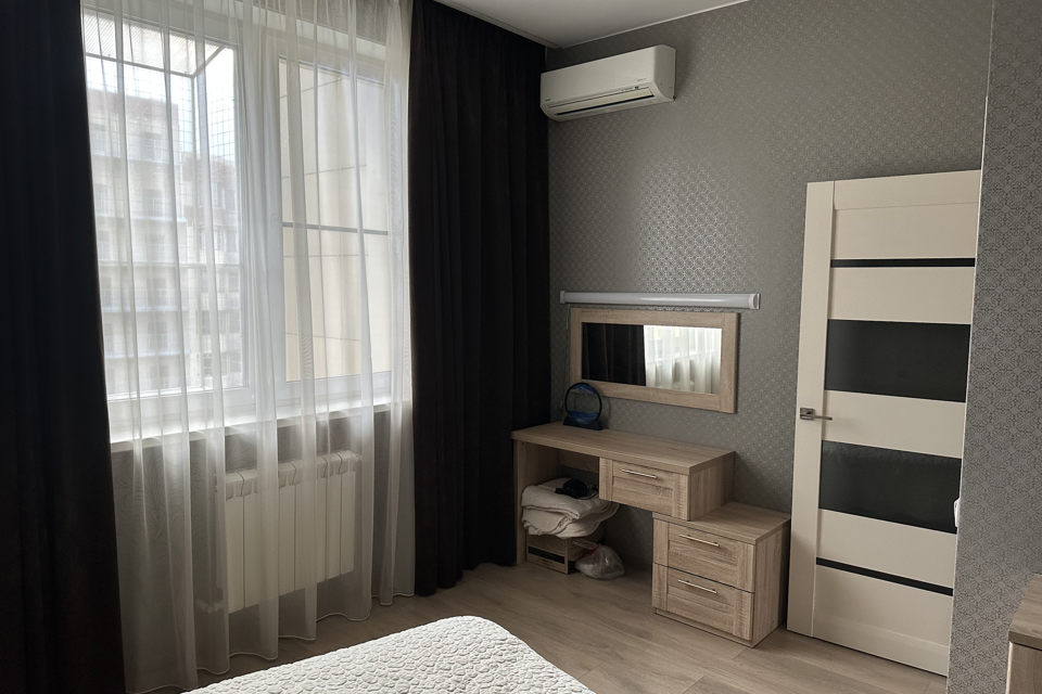 Продаётся 4-комнатная квартира, 120 м²