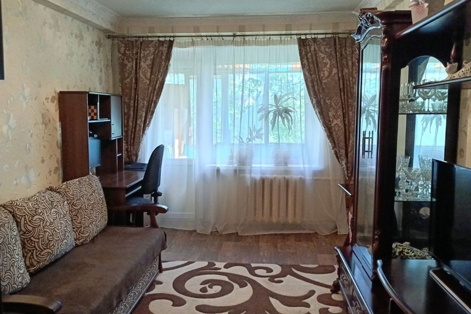 Продаётся 3-комнатная квартира, 54.5 м²