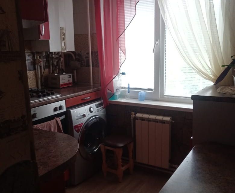 Продаётся 3-комнатная квартира, 48.1 м²