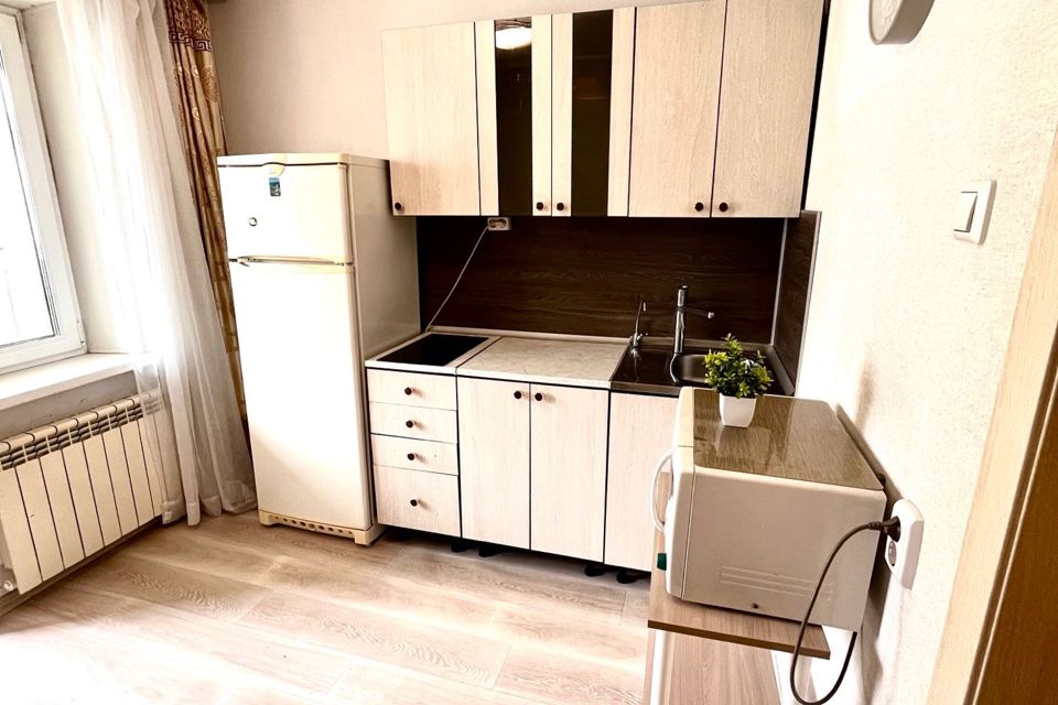 Продаётся 1-комнатная квартира, 37 м²